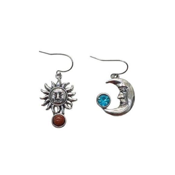 Free People Jewelry - Boho moon earrings N769